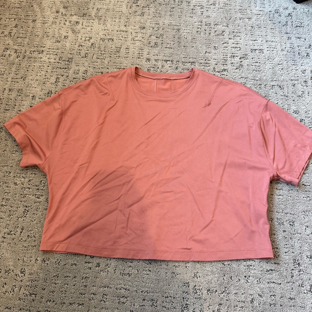 Lululemon Abrasion-Resistant Training
T-Shirt - Picture 2 of 5